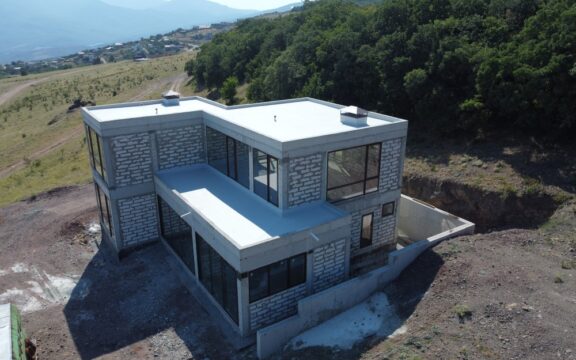 с. Лучистое, Алушта